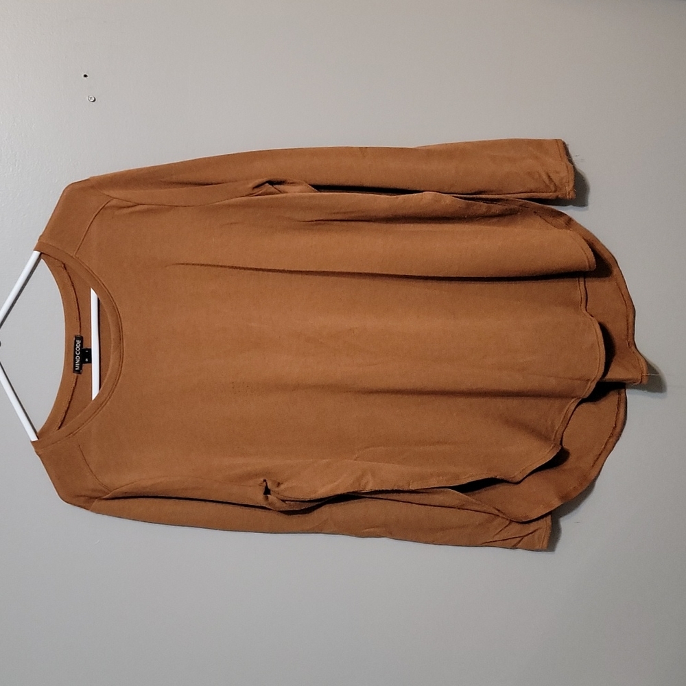 LARGE LONG SLEEVE